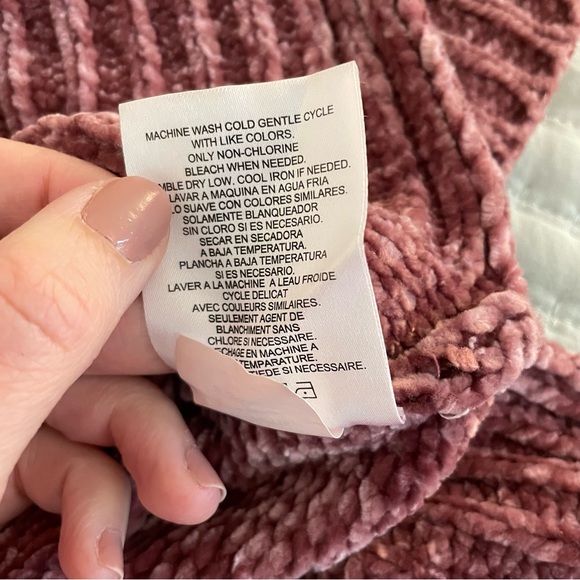 Jones New York Women’s Sweater - Picture 4 of 7